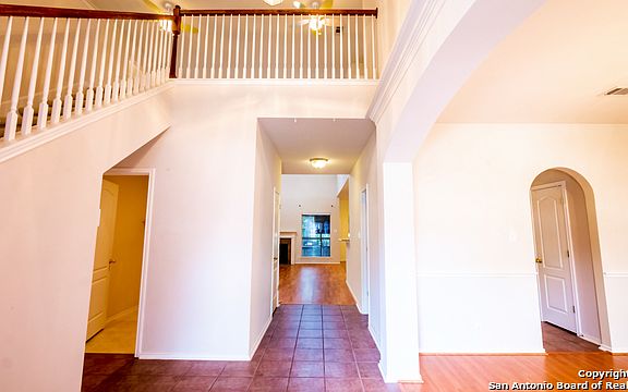 2nd image of 205 Tierra Grande