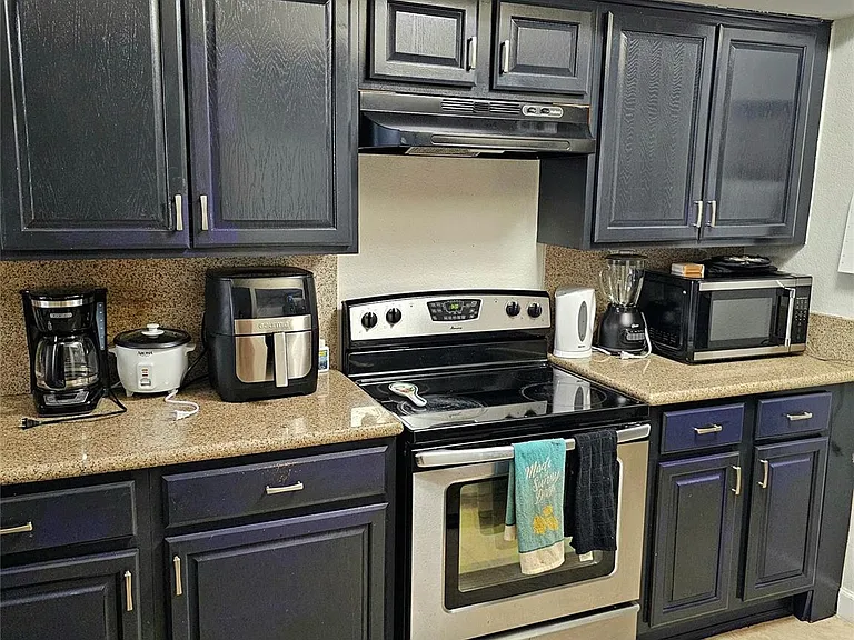 8294 NW 24th St #8294 — Photo 3