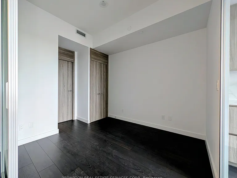 18 Esther Shiner Blvd #653 — Photo 7