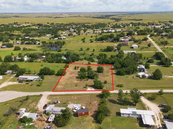 5808 Crest Rd, Joshua, TX 76058