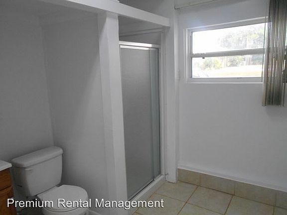 4th image of 2330 S Fern Creek Ave #F