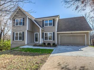 12011 W 48th Ter, Shawnee, KS 66216