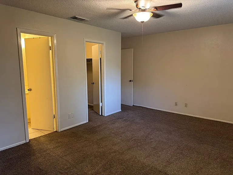 8251 Sunshine Trail Dr — Photo 9