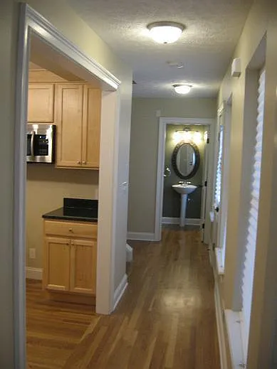 2250 W 7th St — Photo 11