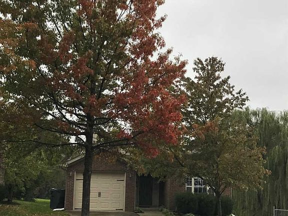 2nd image of 913 Marblehead Dr