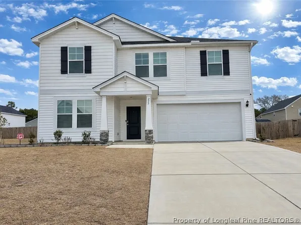 217 Hornet Dr, Raeford, NC 28376