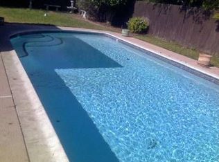 2413 Live Oak St, Mission, TX 78574