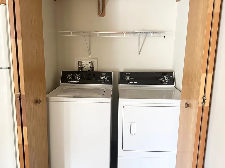Arbor Heights Apartments — Photo 7