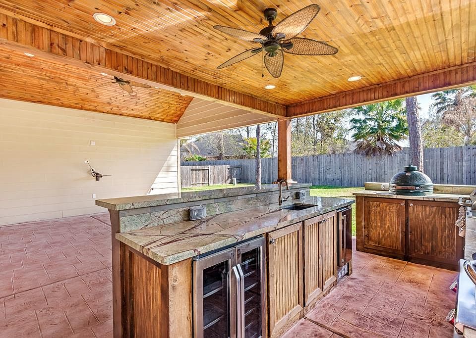 1st image of 6102 Riverchase Glen Dr