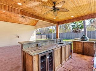 6102 Riverchase Glen Dr, Kingwood, TX 77345