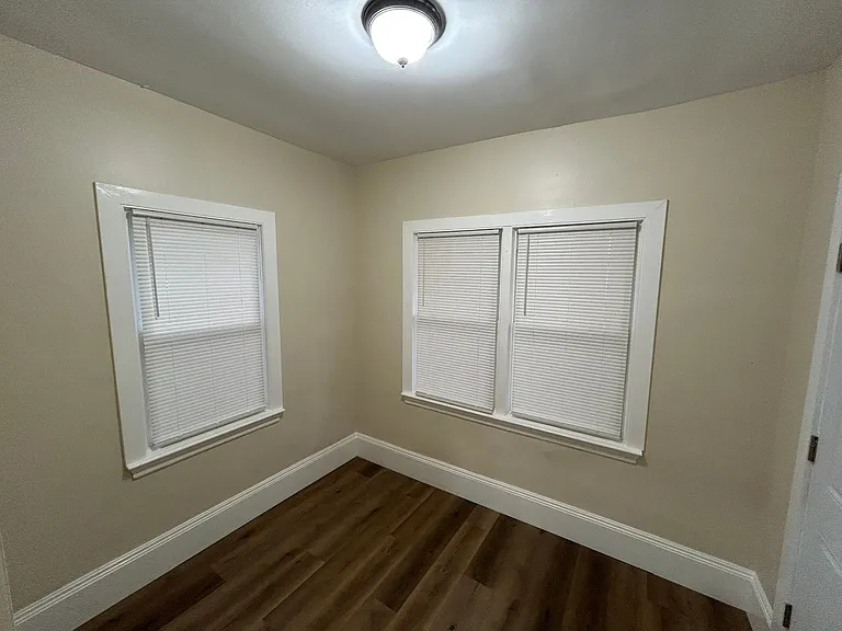 110 Lee Ave #1 — Photo 9