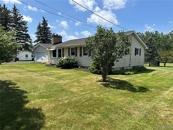 3rd image of 261 N Linwood Ave