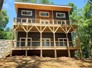 19 Sassafras Valley Rd, Swannanoa, NC 28778