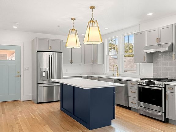 5th image of 1 Hickory Hill Way #1
