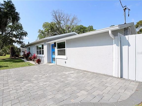 5th image of 3050 Knollwood Cir