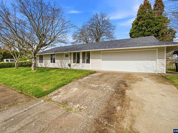 2nd image of 4665 Horseshoe Ct SE