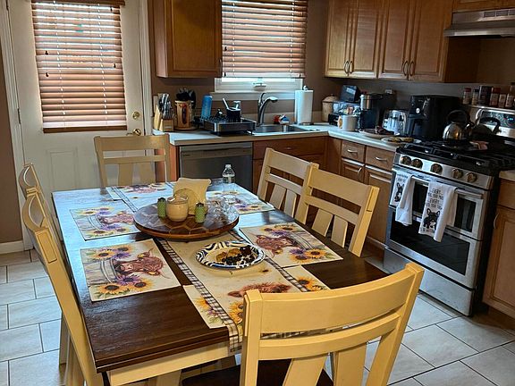 5th image of 21 Juniper Pl