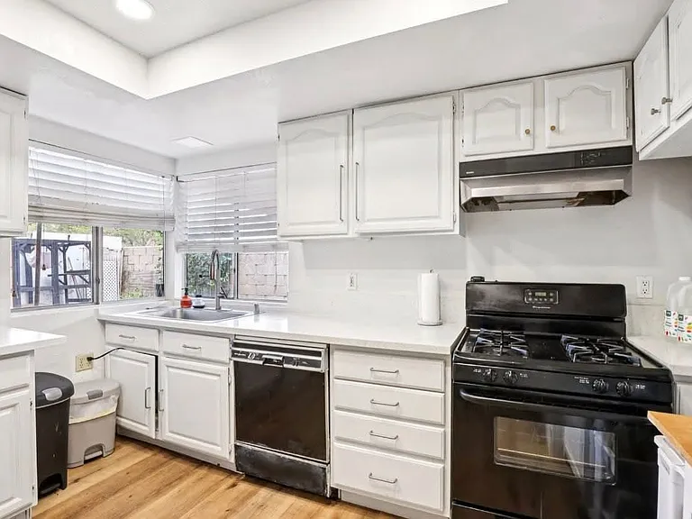 3511 W Park Central Ave — Photo 3