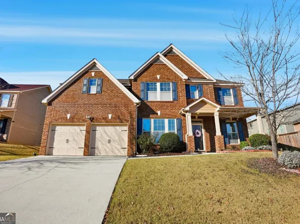 8169 Lochley Dr, Fairburn, GA 30213