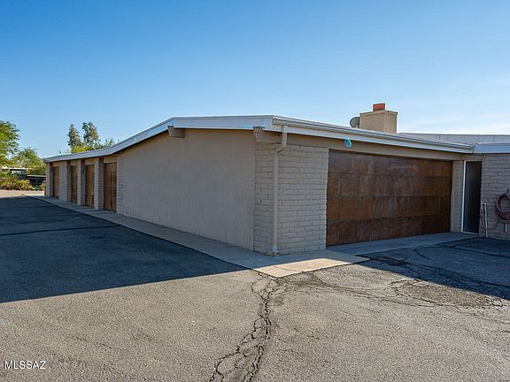 3rd image of 1721 West Ave