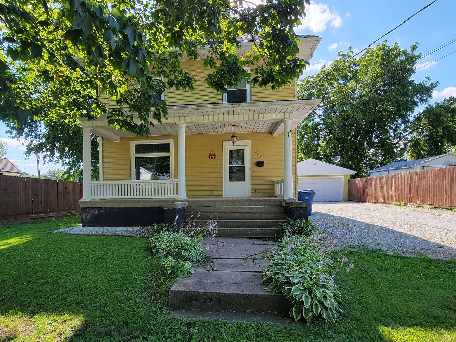 608 N 1st St, Monmouth, IL 61462 MLS 11189626 Zillow