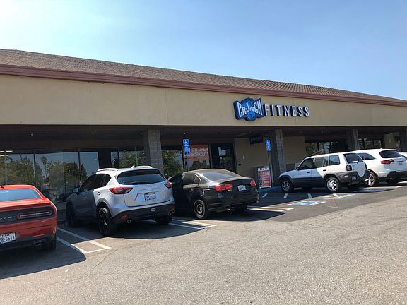 4th image of 1632 Ontario Dr APT 5