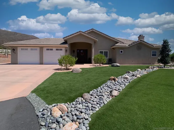 3083 Sebastian Dr, Alpine, CA 91901