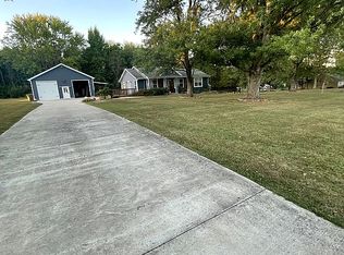 4243 Division St, Mulkeytown, IL 62865