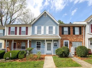 8214 Circle Tree Ln, Charlotte, NC 28277