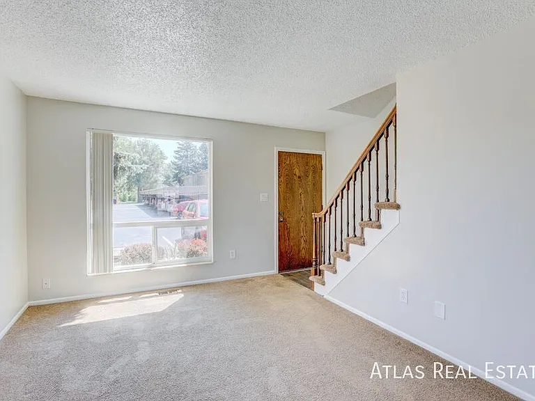 1931 Vance St #1 — Photo 9