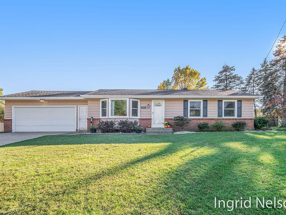 1st image of 1050 Pohens Ct NW