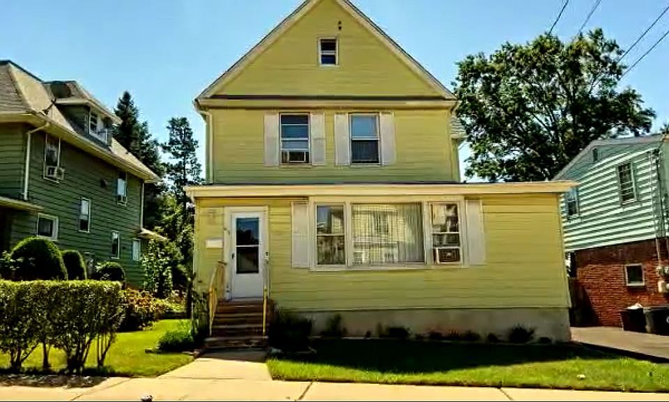 1st image of 49 Webster St