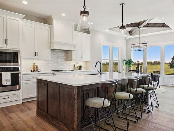 7th image of this home