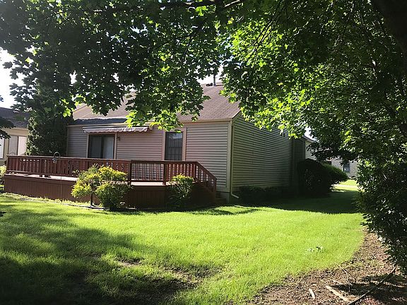 5th image of 9407 Blue Spruce Ct
