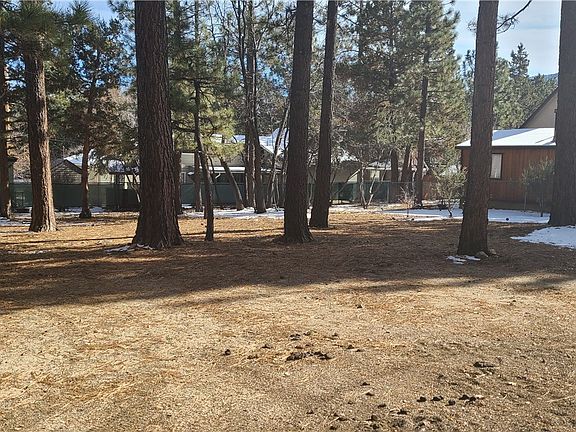 4th image of 435 Highland Ln