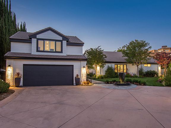 5th image of 32463 Saddle Mountain Dr