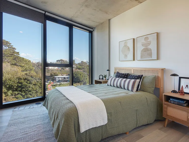 Rainford Apartments — Photo 8