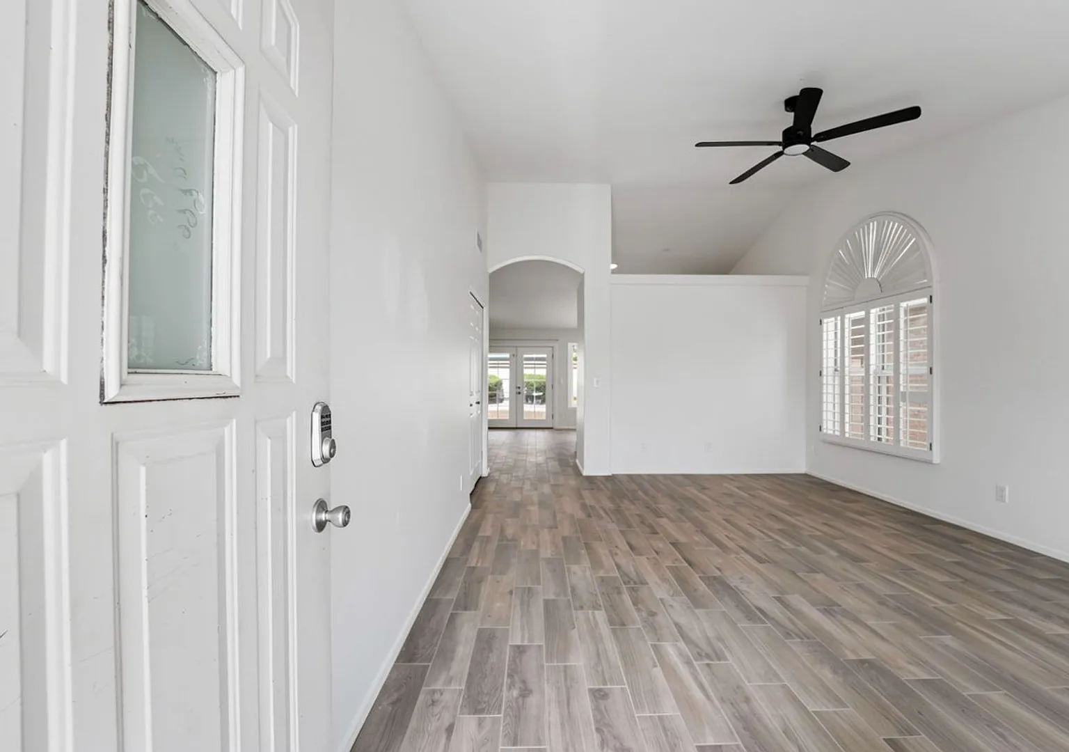 Major Updates Just Completed | 4 Bed Peoria Home with No HOA — Photo 3