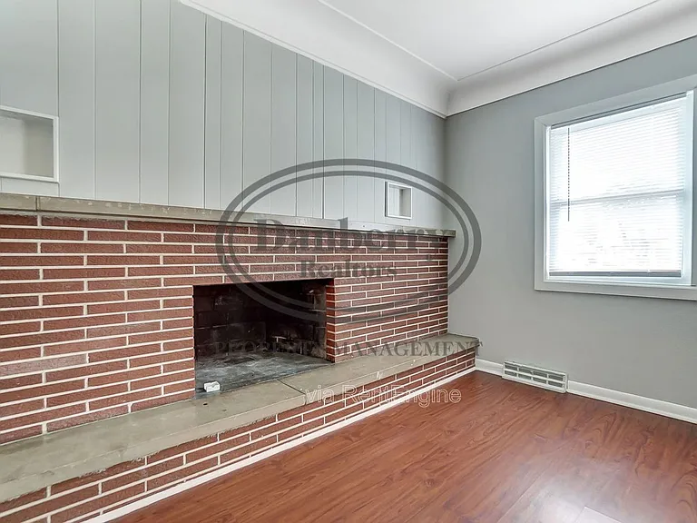 1115 Secor Rd — Photo 7