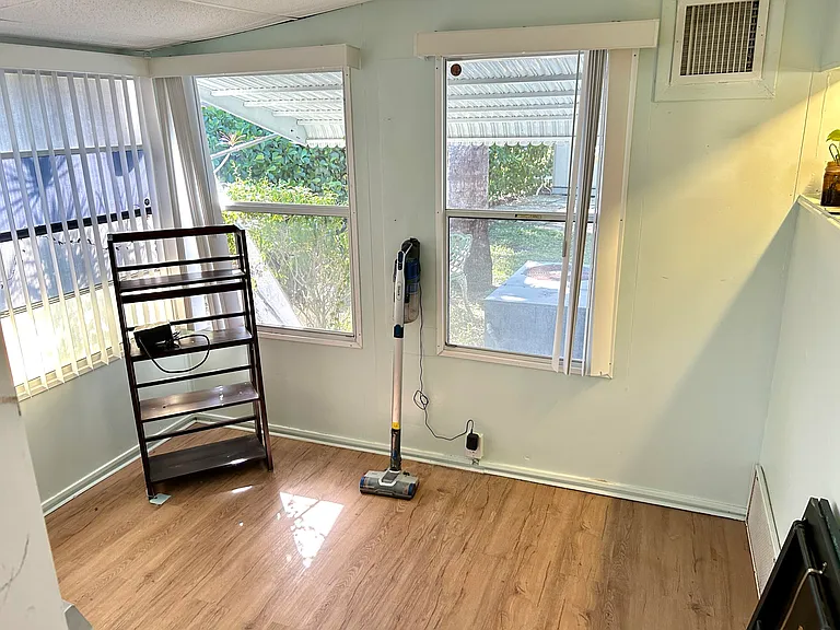 425 E Bougainvillea Dr — Photo 24
