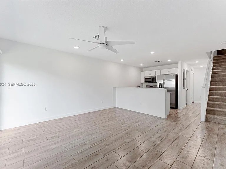 5010 Genove Pl #5010 — Photo 25