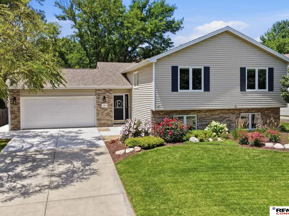 7031 S 33rd St, Lincoln, NE 68516
