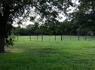 1007 Silliman St, Sealy, TX 77474