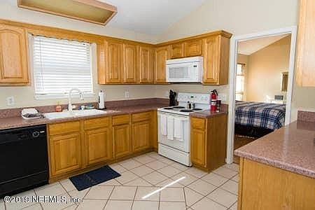 2nd image of 1552 Pleasant Park Dr E