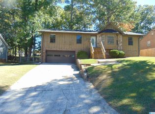 1557 Moseley Ln, Birmingham, AL 35215