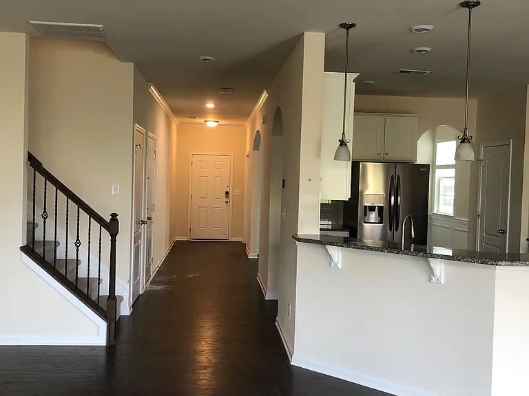 152 Wrangell Dr — Photo 4