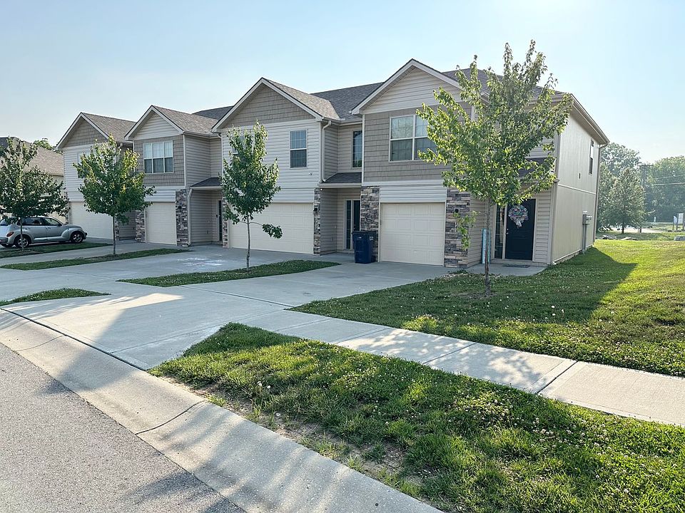 1st image of 1428 NE Mary Ct