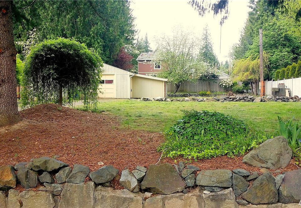1st image of 9605 210th Ave E