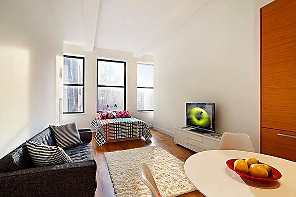 Sold by Nest Seekers International | media 2