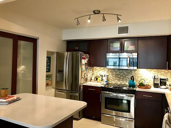 Diswahser, _Pantry closet on the left